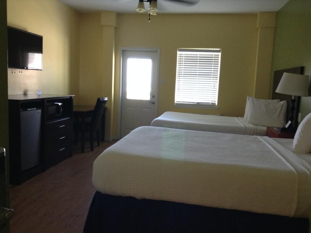 Ocean Village Hotel Surfside Beach Exteriör bild