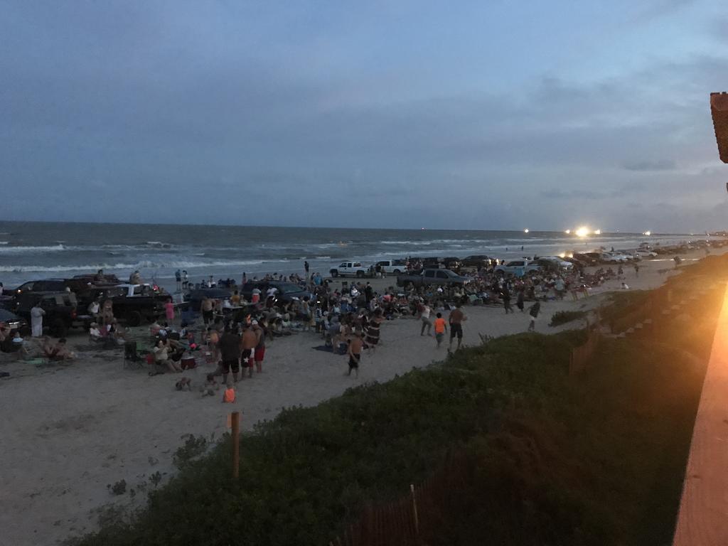 Ocean Village Hotel Surfside Beach Exteriör bild